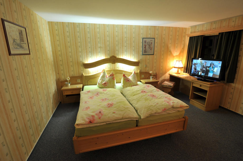 Hotel Wenzels Hof Zwethau Zimmer foto